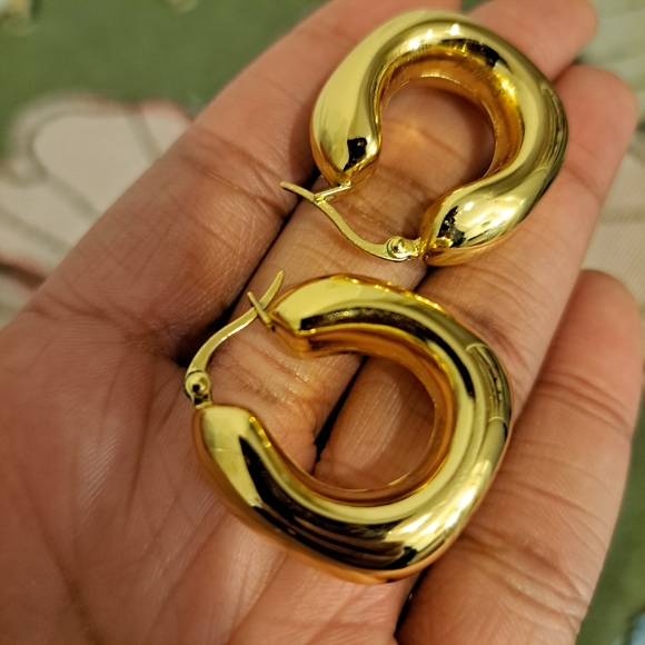 SOLD - Picture 3 of 4